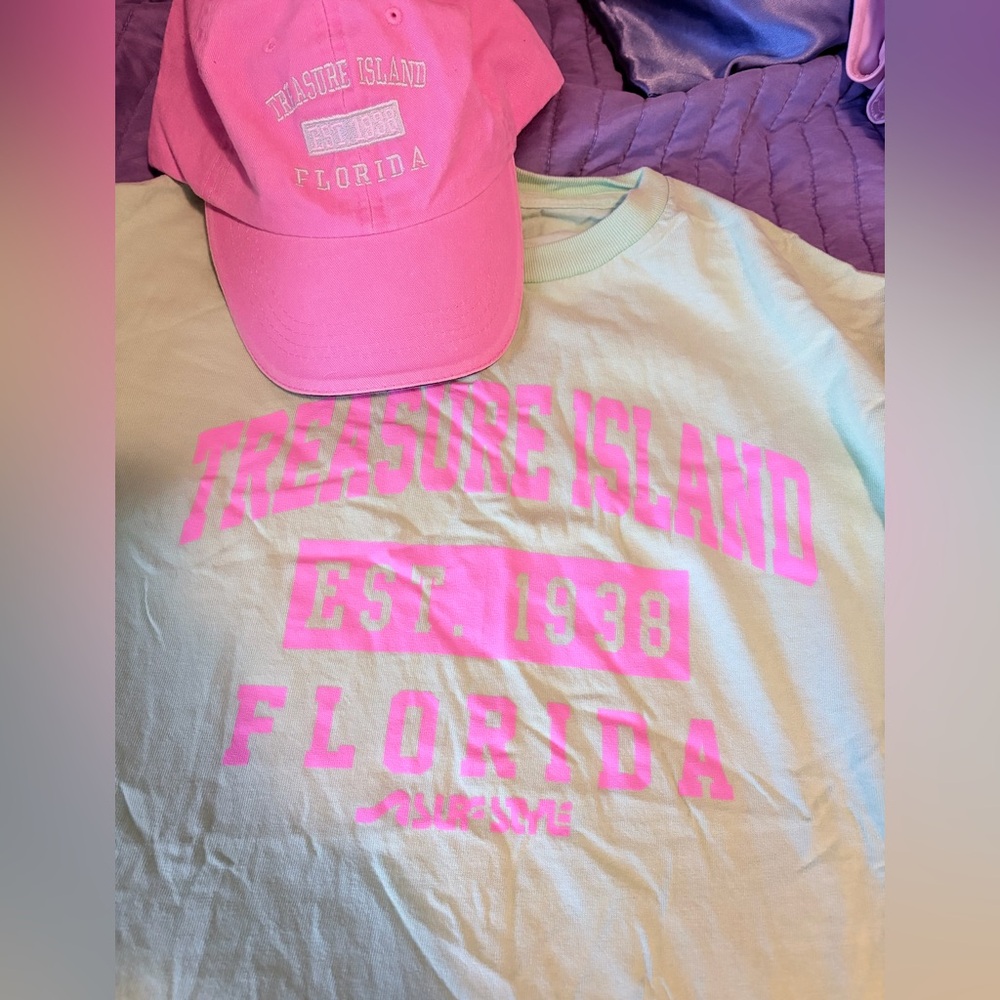 BNWOT Gildan Treasure Island Tee and Cap - Pink and Green